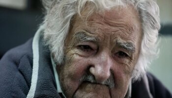 El ex presidente uruguayo José Mujica "muestra una leve mejoría" tras su cuarto ingreso en el hospital en menos de dos semanas