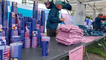 Élancourt : grosse affluence à la braderie des Jeux pour « rapporter un petit bout de JO à la maison »