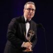 Emmy Awards: John Oliver wird unterbrochen bei Erinnerung an Familienhund