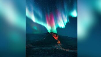 En images : Les aurores boréales spectaculaires illuminent les volcans d’Islande en éruption