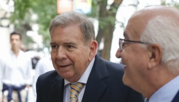 Estados Unidos, la Unión Europea y España ya reconocen la "mayoría de votos" de Edmundo González