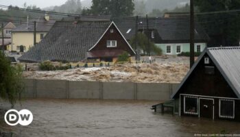 Europe floods: More rain forecast as thousands evacuated