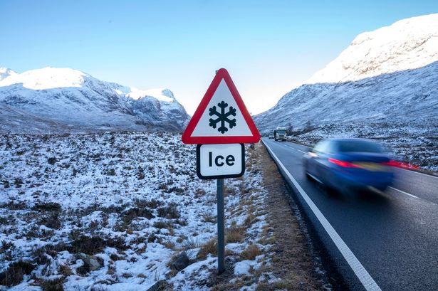 Exact date 1C Arctic blast to cover most of UK as new maps reveal first hints of winter