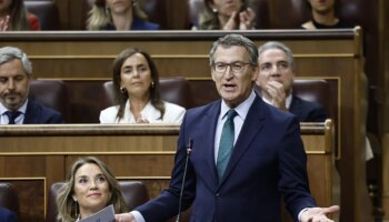 Feijóo arremete contra Sánchez por su plan para los medios: "No se veía algo así desde Franco"