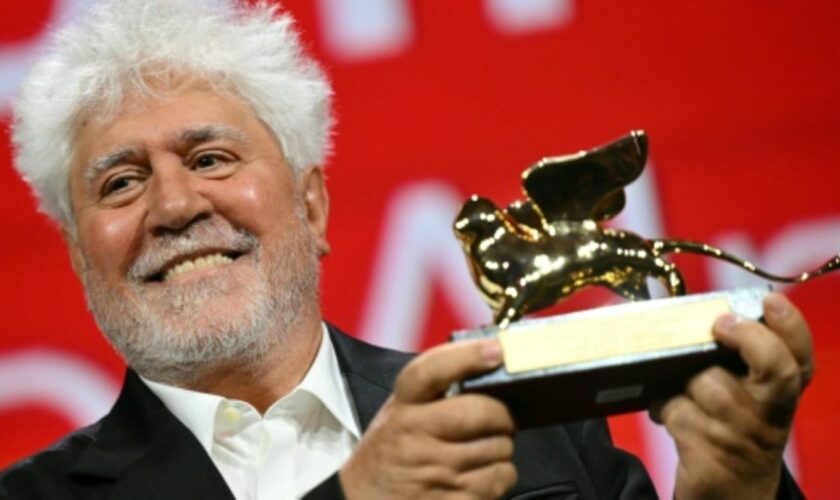 Kult-Regisseur Pedro Almodóvar mit dem Goldenen Löwen