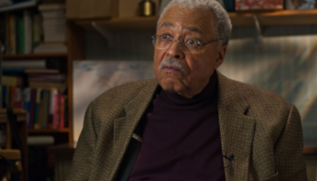 Il était la voix de Dark Vador dans « Star Wars » : mort de James Earl Jones à l’âge de 93 ans