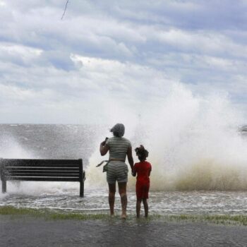 « Il va y avoir beaucoup de débris » : l’ouragan Hélène se renforce en catégorie 3 avant de toucher terre en Floride