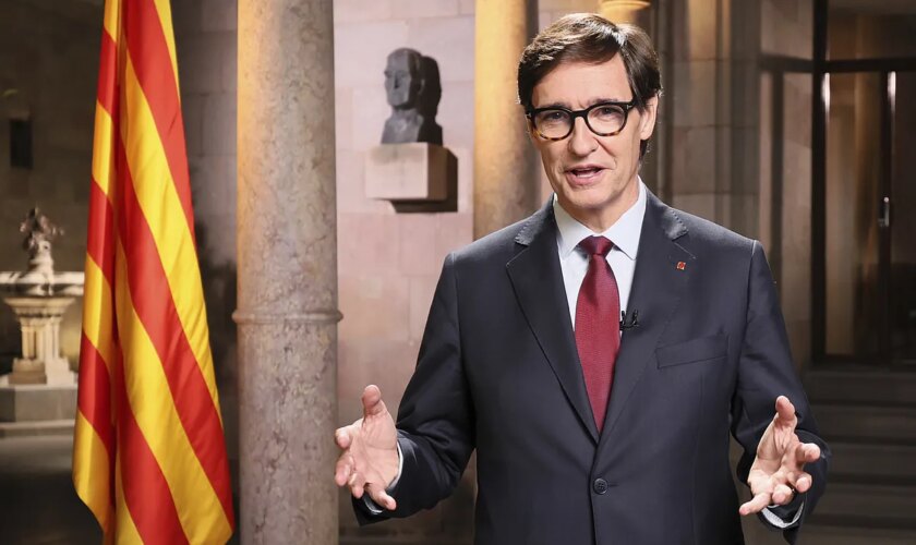 Illa reivindica la "nación" catalana y esconde el concierto económico pactado con ERC en su primer discurso de la Diada