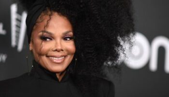 Janet Jackson empört mit rassistischem Verschwörungsmythos über Kamala Harris