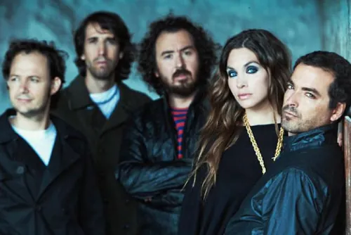 La Oreja de Van Gogh se funde con sus fans en una mezcla de nostalgia y futuro