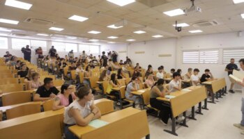 La Universidad de Sevilla niega que vaya a eliminar la evaluación contínua