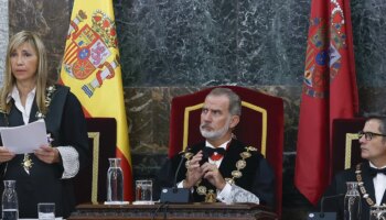 La nueva presidenta del TS y el CGPJ se estrena con un aviso a  los políticos: "Ningún poder del Estado puede dar instrucciones a los jueces sobre cómo interpretar el ordenamiento jurídico"