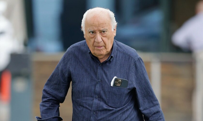 La participación de Amancio Ortega en Inditex crece en 23.700 millones en 2024