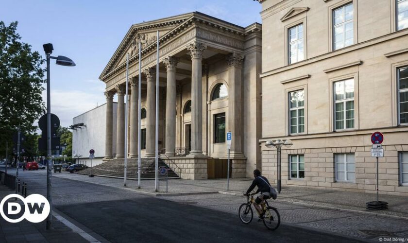 Landtag in Hannover mit islamistischen Parolen beschmiert