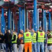 Ein Warnstreik im Hamburger Hafen. Foto: Bodo Marks/dpa