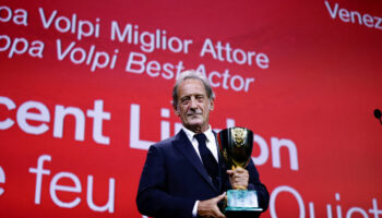 Mostra de Venise : Vincent Lindon sacré meilleur acteur dans « Jouer avec le feu »