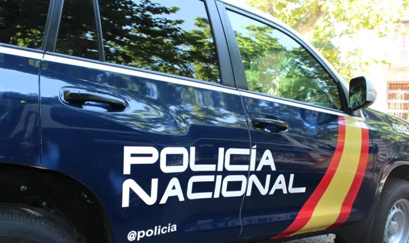 Muere un hombre al caer por las escaleras en el barrio de Natzaret en Valencia