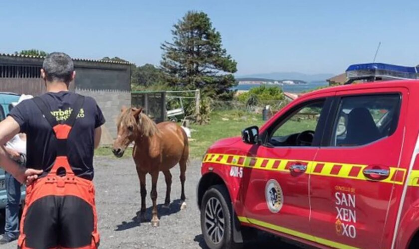 Muere un trabajador del servicio de emergencias de Sanxenxo tras electrocutarse en su casa