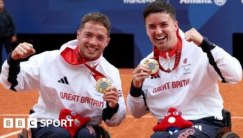 Alfie Hewett and Gordon Reid with medals