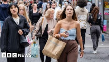 Plans to ban traffic on Oxford Street announced