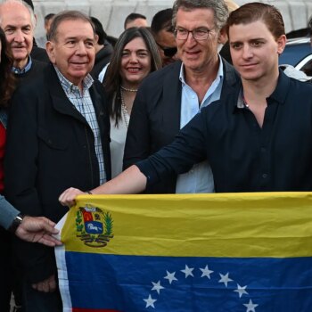 Primer encuentro de Edmundo González con los venezolanos exiliados en Madrid: "Confiemos en el poder de la verdad, la firmeza y la constancia"