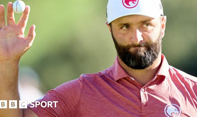 Jon Rahm acknowledges the crowd at the Spanish Open