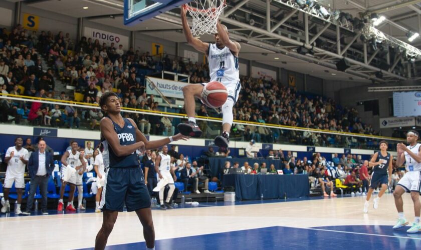 Salle pleine, nombreux VIP, première victoire : la nouvelle vie des Metropolitans Basketball de Levallois