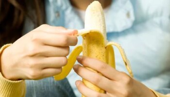 Simple banana trick to keep them fresher for longer outside the fridge