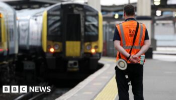 Train drivers accept pay deal to end two years of strike action