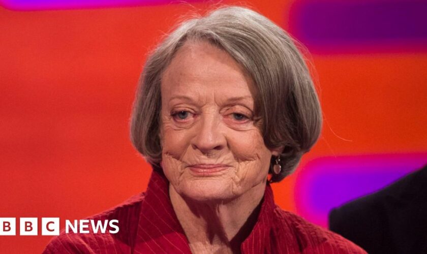 Tributes paid to 'true legend' Dame Maggie Smith