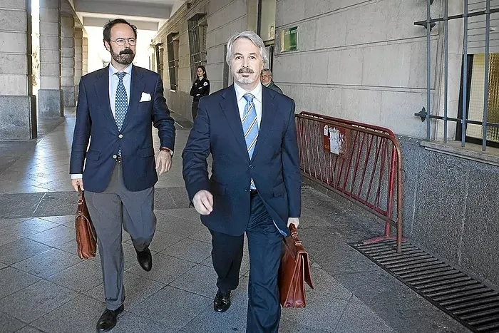 Un error entierra una década de pesquisas judiciales sobre un caso de corrupción que afecta a los gobiernos andaluces del PSOE