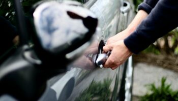 « Un trafic qui gangrène le quotidien des habitants » : deux voleurs de pièces automobiles condamnés dans l’Oise