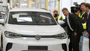 Volkswagen VW fordert neue E-Auto-Prämie vor Autogipfel bei Robert Habeck