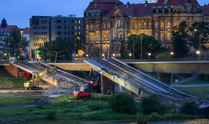 Wettlauf gegen die Zeit: Teilsprengung der Carolabrücke soll Hochwasser zuvor kommen