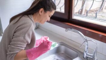 ‘Incredible’ kitchen staple will unblock drains instantly - without using chemicals