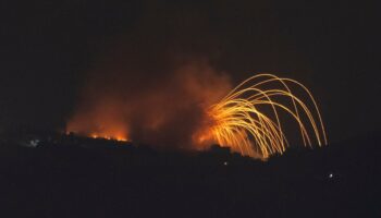 „Ziele in Dörfern nahe der Grenze“ – Israelische Armee beginnt „begrenzte Bodenoffensive“ im Libanon