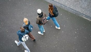 Ostdeutsche Bundesländer: Abwanderung junger Menschen aus Ostdeutschland hält an