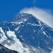 Le mont Everest, le plus haut sommet du monde, continue de grandir en raison d’une rivière