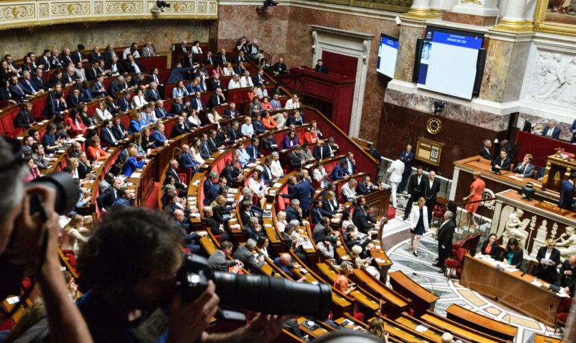 Motion de censure : NFP, RN, macronistes... Qui votera contre le gouvernement Barnier ?