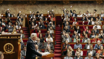 Déclaration de politique générale de Michel Barnier : la gauche dénonce le discours d’un Premier ministre «illégitime»