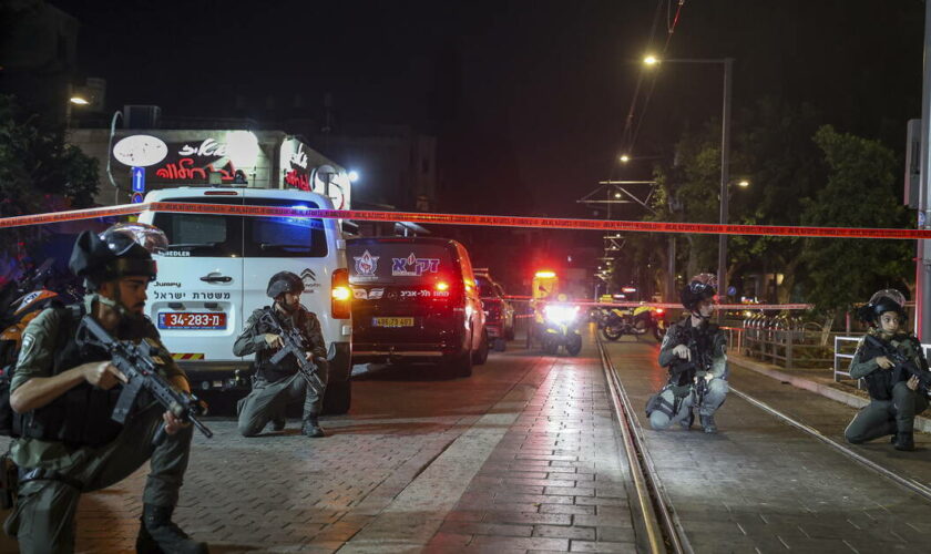 Attentat de mardi à Tel-Aviv : deux Palestiniens ont ouvert le feu dans une station de tram, sept morts