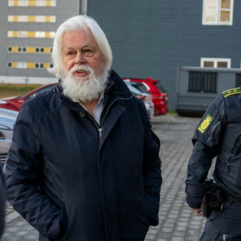 Guerre au Proche-Orient, Paul Watson reste en prison, la destitution de Macron rejetée… L’actu de ce mercredi 2 octobre