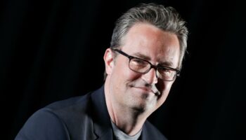 Arzt bekennt sich schuldig, Suchtproblem von „Friends“-Star Matthew Perry ausgenutzt zu haben