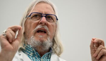 Le professeur de médecine français Didier Raoult à Marseille, le 20 avril 2022