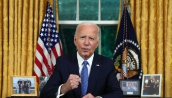 Joe Biden s'exprime sur sa décision de ne pas se représenter, lors d'une adresse à la nation depuis le Bureau ovale, le 24 juillet 2024