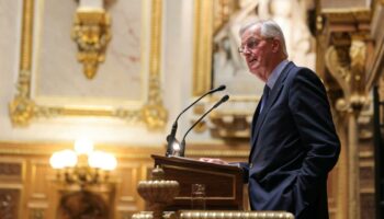 Immigration, impôts : Michel Barnier précise son programme