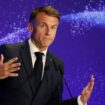 Emmanuel Macron, affaibli en France, est-il encore audible sur la scène internationale ?