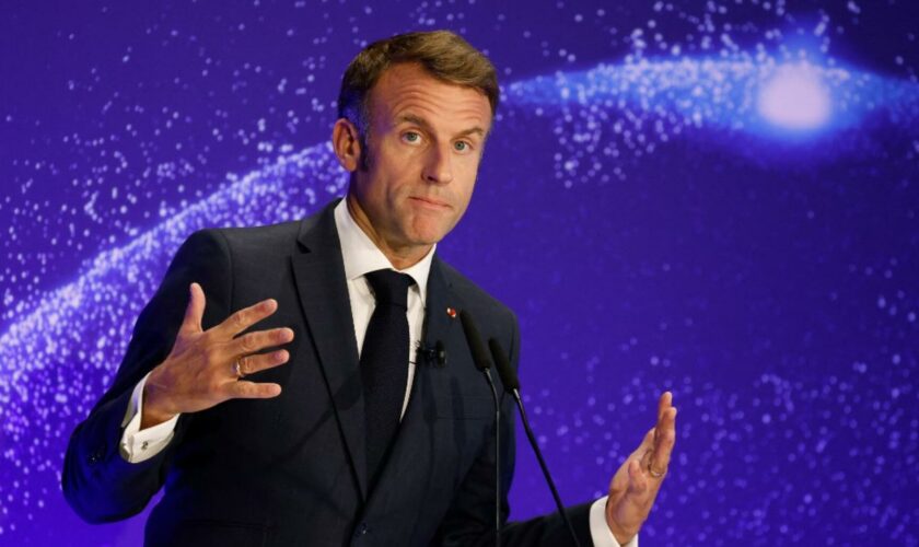 Emmanuel Macron, affaibli en France, est-il encore audible sur la scène internationale ?