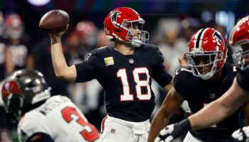 Falcons stun Bucs in overtime behind Kirk Cousins' franchise-record 509 passing yards