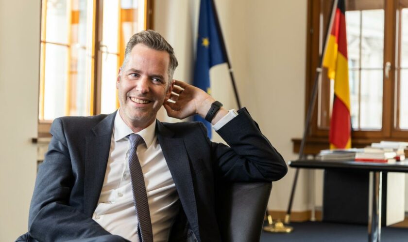 FDP will abgelehnten Asylbewerbern nur noch „Bett-Seife-Brot-Minimum“ zahlen